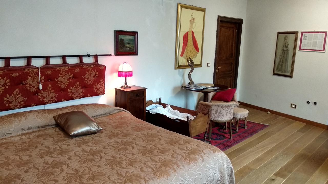 Porta Rose Bed and Breakfast Garessio Exteriör bild